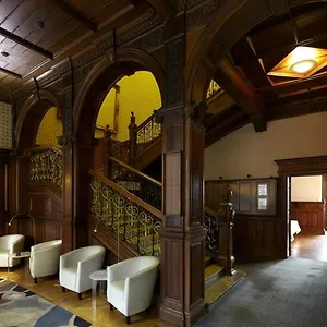 B+B Edinburgh Edimburgo